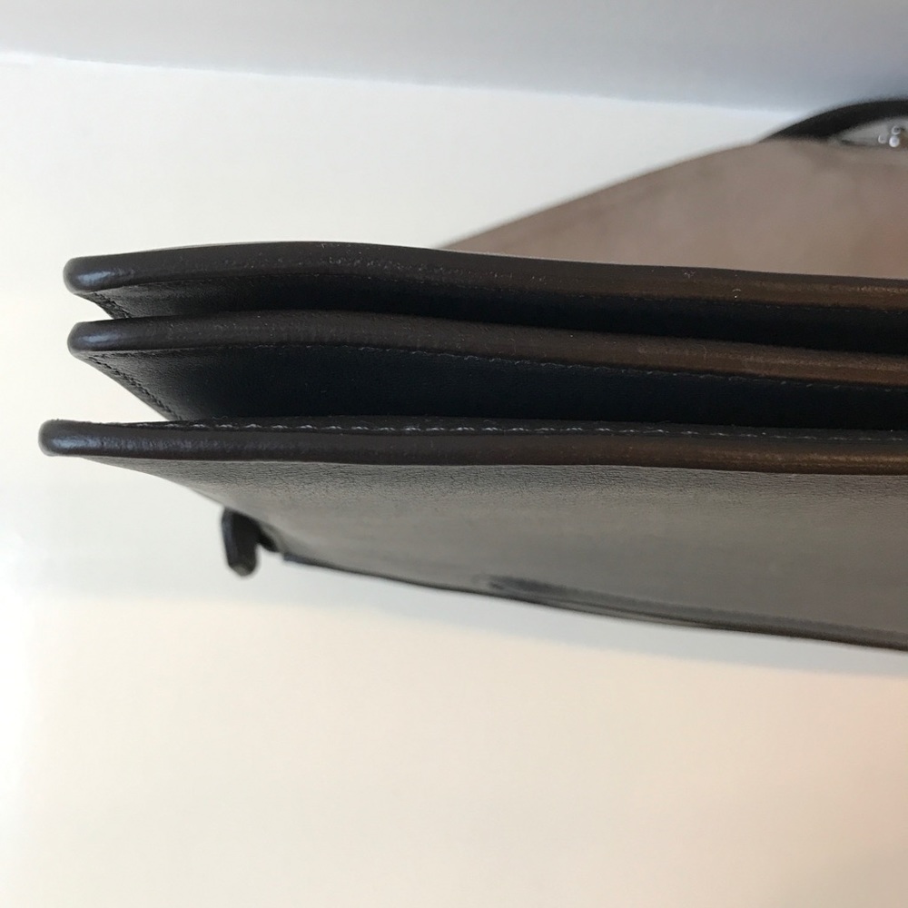 Celine *Guaranteed Authentic* Medium Shoulder Bag… - image 8